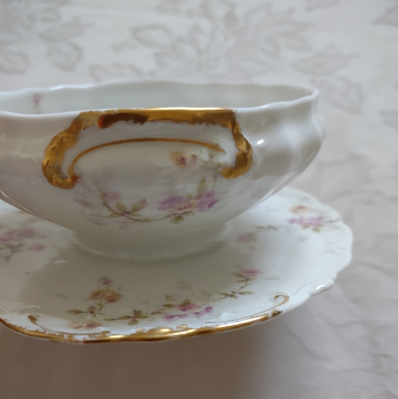 Limoges France Antique bowl with attached underplate - Picture 8 of 8